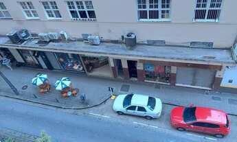 Imagem 6: Apto Centro, frente amplo, muito sol, Rua 16 de março, excelente preço - Petrópolis - RJ