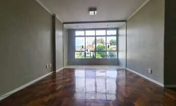 Imagem 2: Excelente Apartamento em Icaraí: Imóvel Muito Amplo & Ventilado - 4 Quartos, sendo 1 S