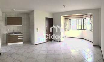 Imagem 3: Apartamento com 2 dormitórios para alugar, 70 m² por R$ 1.700,00/mês - Centro - Jaraguá do