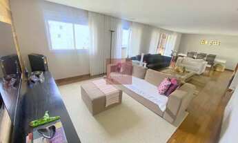 Imagem 3: Apartamento para venda em Moema, varanda com churrasqueira, andar alto