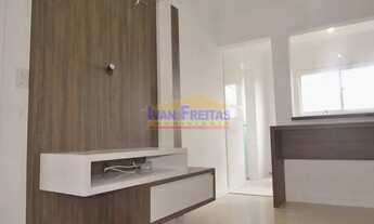 Imagem 4: Amplo apartamento semimobiliado com sacada no Novo Mundo