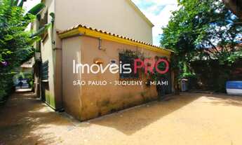 Imagem 3: Casa com grande potencial para reforma, em localização privilegiada