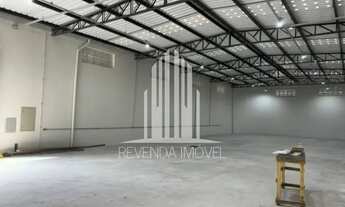 Imagem 2: Galpão Comercial à Venda na Mooca, São Paulo - 400m², 2 Banheiros e 20 Vagas de Garagem!