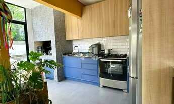 Imagem 5: Sobrado à Venda no Rio Tavares - Florianópolis/SC - 3 Dormitórios, Suíte e Terraço Próximo