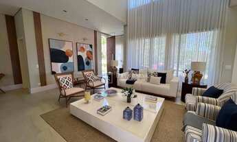 Imagem 6: Casa com 4 Suítes, Mobiliada localizada no Condomínio Shambala III, disponível para VENDA