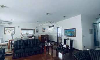 Imagem 5: Sobrado com área de lazer e espaço amplo