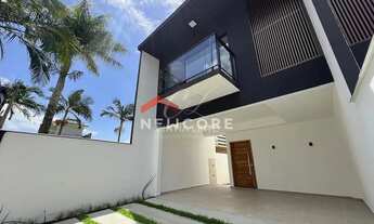 Imagem 2: Sobrado em rua sao ludgero - Itacolomi - Balneário Piçarras/SC