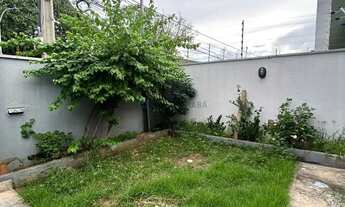 Imagem 2: Espaçosa Casa No Bairro Santa Rosa - Venda