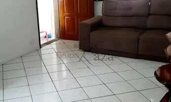 Imagem: Oportunidade - Casa - Jardim Uirá - 4 Dormitórios