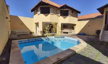 Imagem: OPORTUNIDADE EXCLUSIVA! Casa à venda por