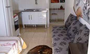 Imagem: Kitnet mobiliada com mini cozinha na Praia