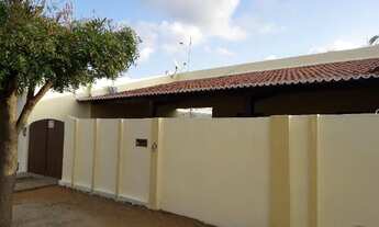 Imagem: Casa 3qts, churrasqueira, varanda 50m²