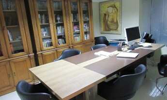 Imagem 4: Casa Centro Casa em condomínio com 5 dormitórios