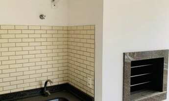 Imagem 5: Amplo apartamento no bairro Vila Nova, 4 dormitórios sendo 1 suíte, sacada com churrasquei