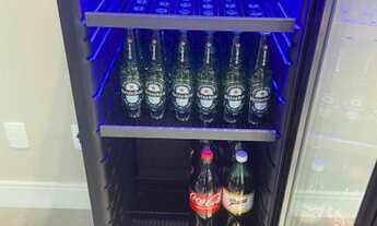 Imagem 5: Casa de condomínio para venda possui 340 metros quadrados com 4 quartos