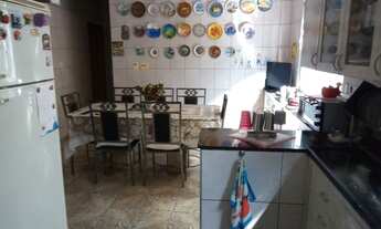 Imagem 2: Casa para venda tem 185 metros quadrados com 2 quartos em Engenho de Dentro - Rio de Janei