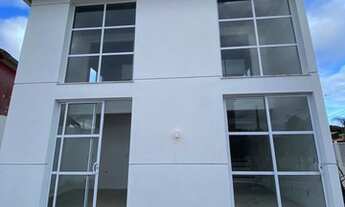 Imagem 4: Sobrado para venda tem 99 metros quadrados com 2 quartos em Laranjal - Pelotas - RS