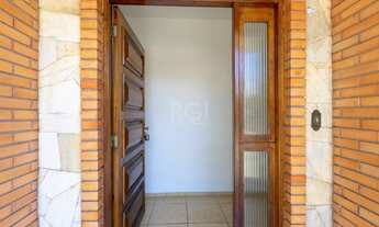 Imagem 4: Porto Alegre - Casa Comercial - Cavalhada