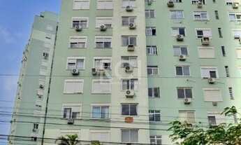 Imagem 2: Porto Alegre - Apartamento Padrão - Cristal