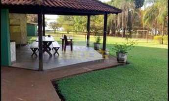 Imagem 4: Rancho em<br> Miguelópolis, SP