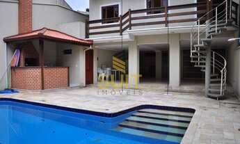 Imagem: Lindo Sobrado em Condomínio com 3 Suítes