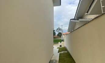 Imagem 2: Sobrado para venda possui 70 metros quadrados com 2 quartos em Centro - Palhoça - SC