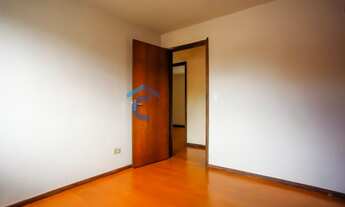 Imagem 4: Oportunidade no Cabral, Apartamento com ampla área privativa, 3 dormitórios, 1 suíte, 1 ba