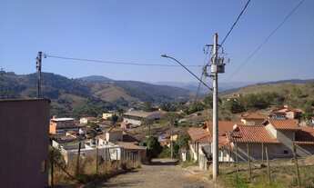 Imagem 6: Lote no centro de Moeda