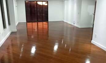 Imagem: Cobertura linear com 2 terraços 4 quartos