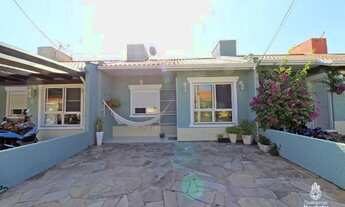 Imagem 2: Porto Alegre - Casa Padrão - Hípica