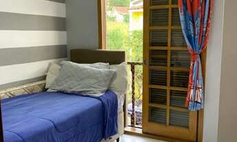 Imagem 4: Casa de condomínio para venda possui 100 metros quadrados com 3 quartos