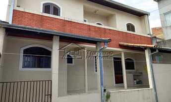 Imagem: Excelente sobrado com edícula no Bosque