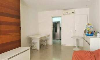 Imagem 3: Icaraí - 1ª Quadra Praia - Varanda 3 quartos 1 suíte dep completa 1 vaga - Play Clube