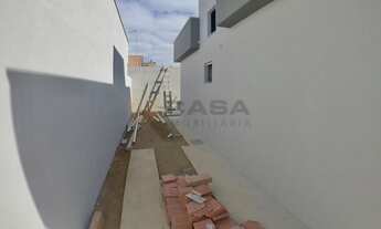 Imagem 2: Casa para venda possui 58 metros quadrados com 2 quartos em Lagoa de Carapebus - Serra - E