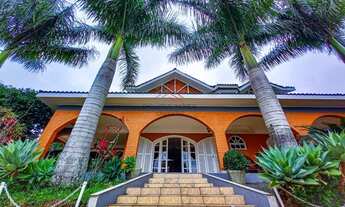 Imagem 2: Casa de condomínio sobrado para aluguel possui 700 metros quadrados com 4 quartos