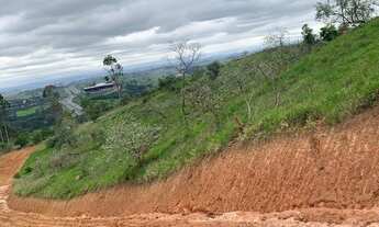 Imagem 6: E12- Terrenos com lago e Patinhos