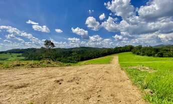 Imagem 5: Lote/Terreno para venda possui 600 metros quadrados em 4 Cantos - Nazaré Paulista - São P