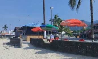 Imagem 4: Vendo Quiosque na praia ?