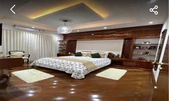 Imagem 3: Casa para venda em Jardim Cambuy de 428.00m² com 7 Quartos, 1 Suite e 4 Garagens