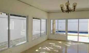 Imagem 5: LINDA CASA NO CENTRO DE ALPHAVILLE!