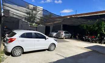 Imagem 6: Terreno comercial de esquina e murado