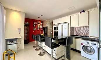 Imagem 5: Casa plana geminada com 2 quartos, sendo 1 suíte, na divisa entre os bairros Iririú e Jard