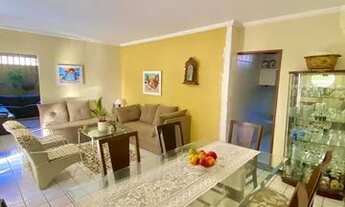 Imagem 2: Casa no Renascença - 3 Quartos - 300m² - Oportunidade - Nascente