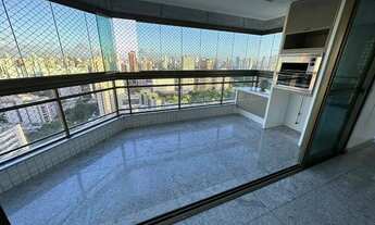 Imagem 2: Edf Saint Elisee, Jaqueira