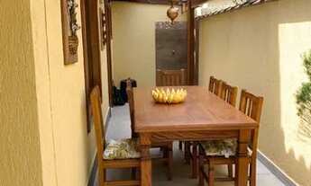 Imagem 7: Casa em condominio com piscina ogiva colada no canal