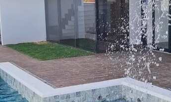 Imagem: VENDO CASA EM CONDOMÍNIO FECHADO - PRÓXIMO