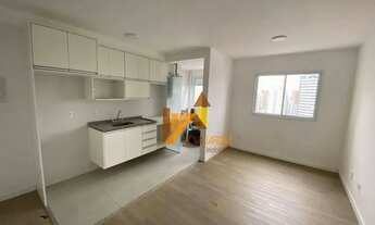 Imagem 2: Apartamento com 2 dormitórios para alugar, 47 m² por R$ 2.779,22/mês - Centro - Santo Andr