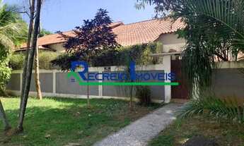 Imagem 2: Excelente casa linear, em terreno com 612m2, esquina, 4 quartos sendo 2 suítes, varandão