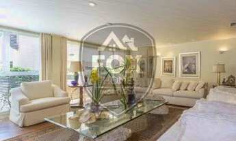 Imagem 2: Excelente casa de alto padrão mobiliada no Jardim Social!