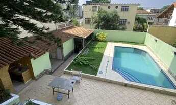 Imagem 3: Térrea para aluguel possui 350 metros quadrados com 3 quartos em Moneró - Rio de Janeiro